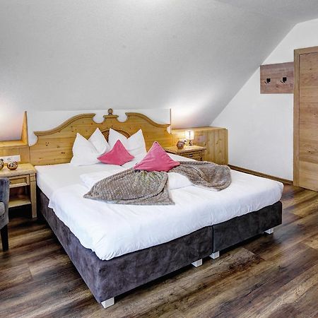 Hotel Ferienglueck Ишгль Экстерьер фото